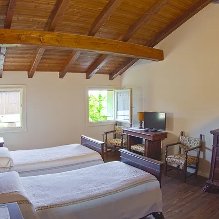 ロカンダ デル トロ 3* カルデラーラ・ディ・レーノ