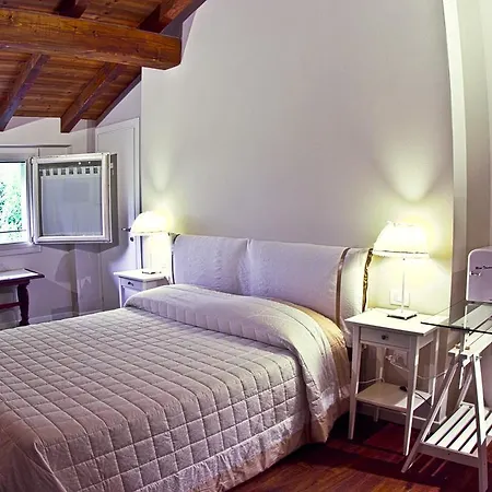 ロカンダ デル トロ 3*